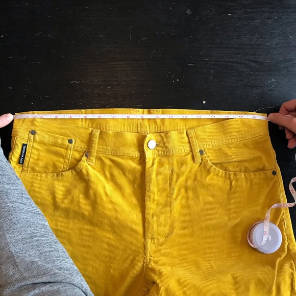 Men’s DIESEL 55DSL Pyrons Slim Skinny mustard colour corduroy pants. Size 33. - Picture 15 of 16